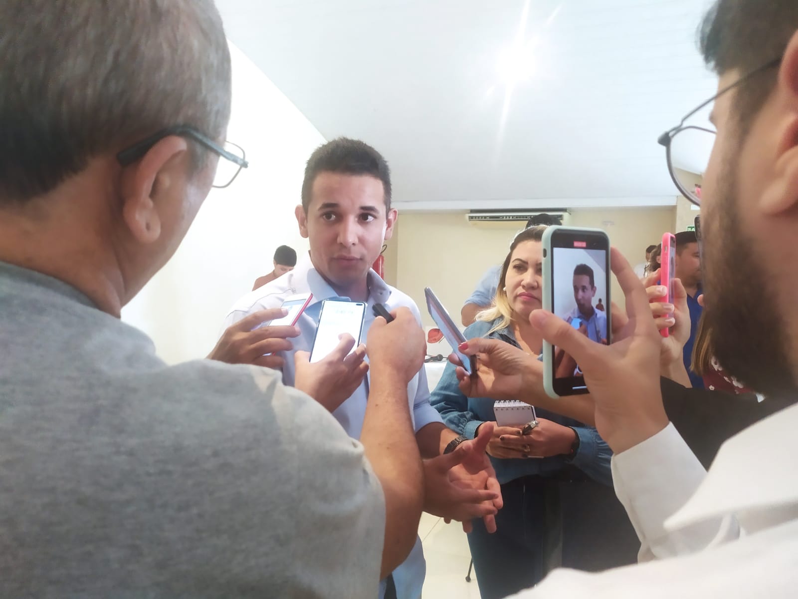 Prefeito de Mossoró recebe jornalistas e faz balanço de ações